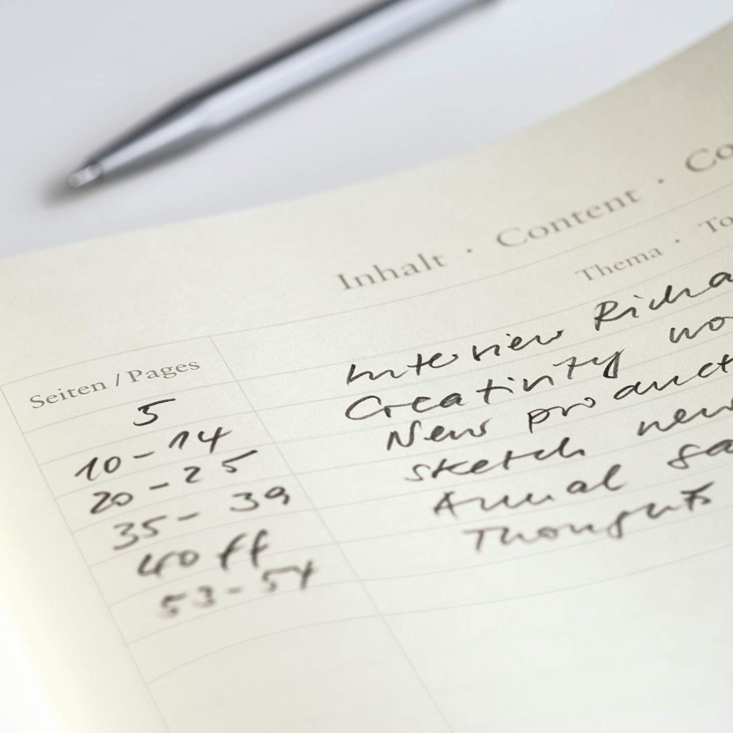 Leuchtturm1917 Kulit lembut B6+ Notebook Hitam - Bertitik