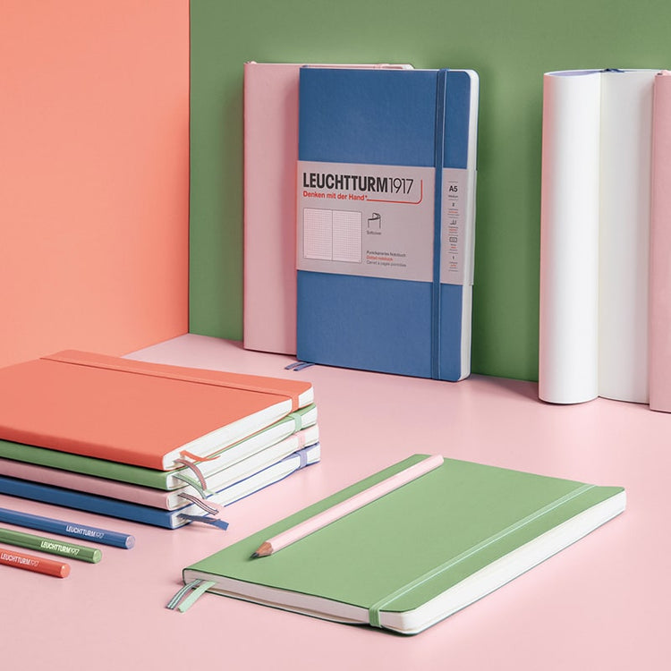 Leuchtturm1917 Kulit Keras A5 Notebook Sederhana Bellini - Diperintah