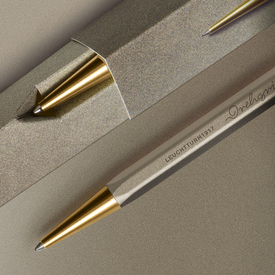 Leuchtturm1917 Silk Edition Drehgriffel Nr. 1 Ballpoint Pen - Smoke